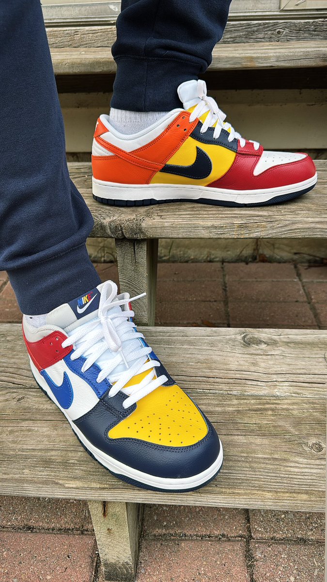 NNavram's tweet image. Laced up my first pair of CO.JP dunks for Day 5: Tailor Made #BHMKOTD #BHMKOTD25 

The multi-colors throughout make these unique and on par with today’s theme. Paired them with my multi-color BOGO Supreme hoodie and Michigan gear. @snkr_twitr @JerLisa_Nicole