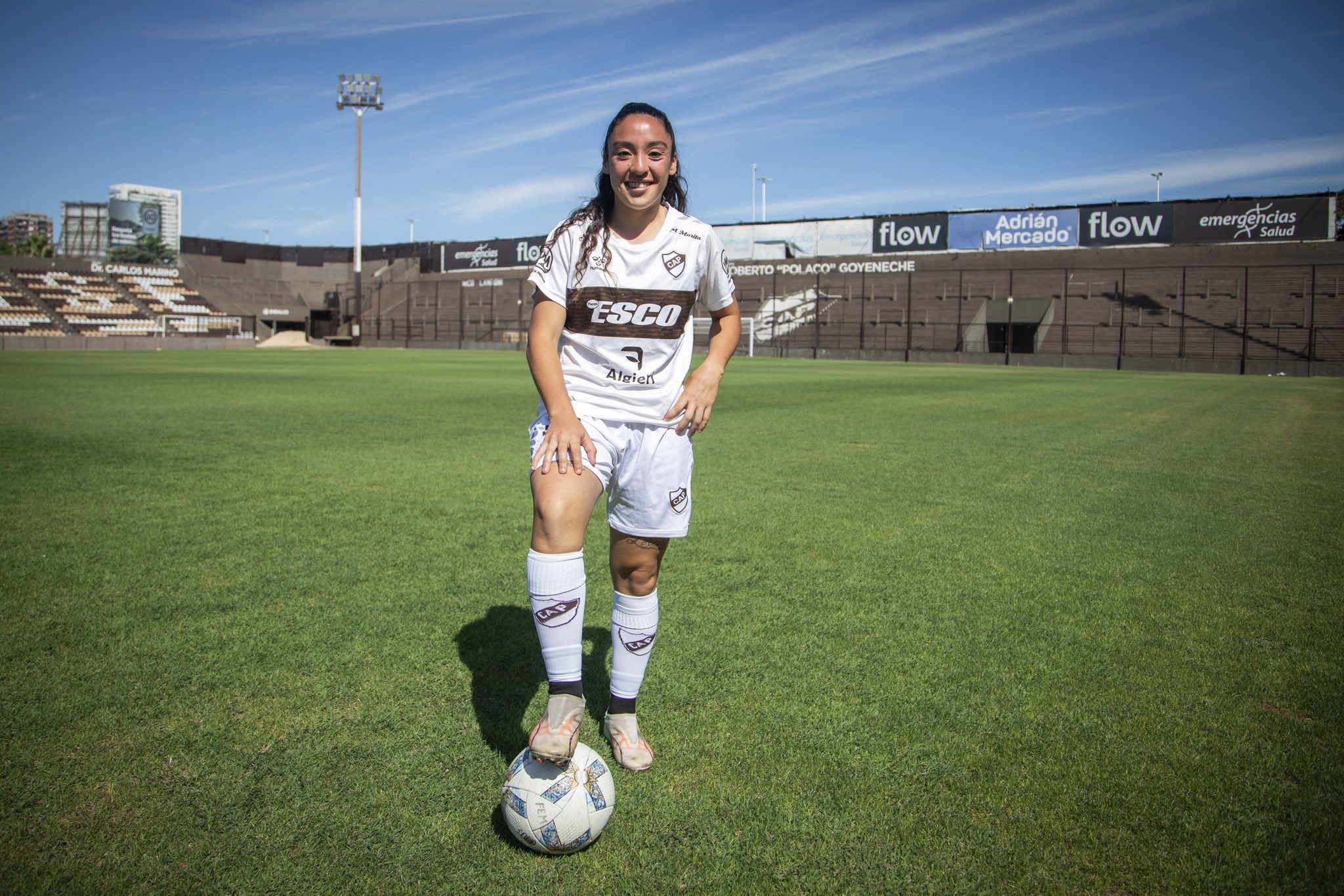 Gisela Alves llegó a Platense tras ocho años en Independiente. (Foto: @capfutfem)