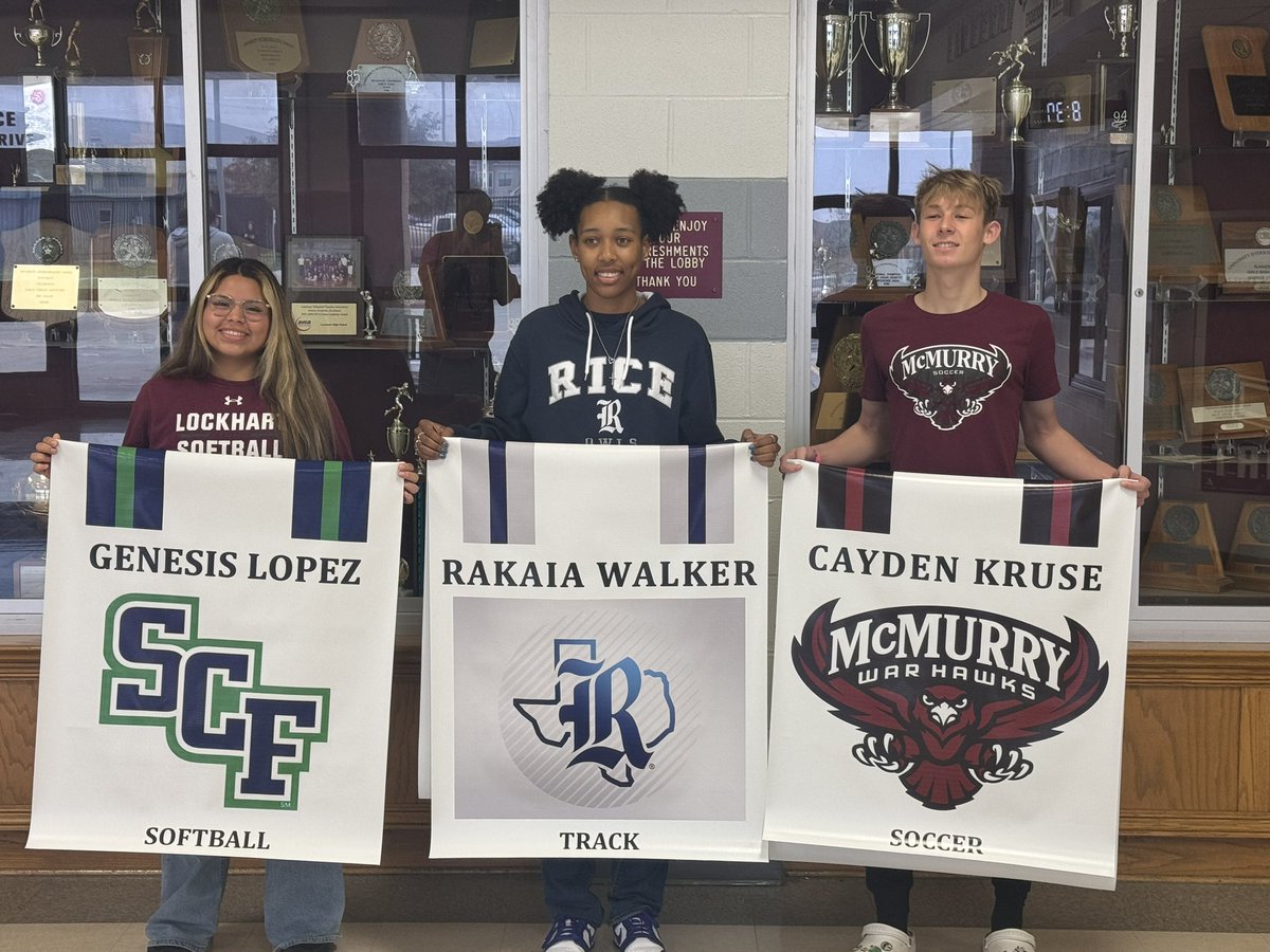 CoachMoebes's tweet photo. Congratulations to our seniors who have signed to live the dream of continued education &amp; athletics at the collegiate level. Wednesday February 19th singing ceremony in comp gym

@CityLockhartTX @LockhartISD 
@LocLions @LockhartBSBL @Lockhart_TnF @LocLionsFC @LockhartLionsSB https://t.co/2sbBMypy0I