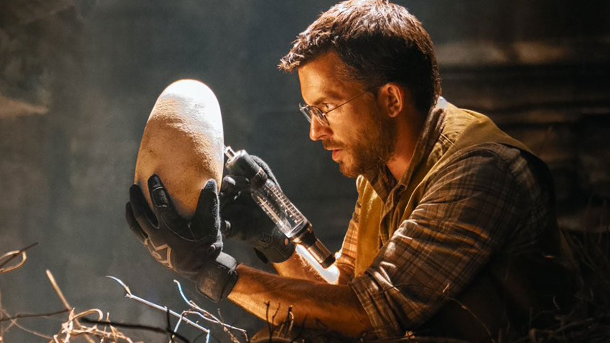 The “new era” of the Jurassic World franchise still seems to be holding back based on the first trailer for Rebirth. bit.ly/4jN8dVu
