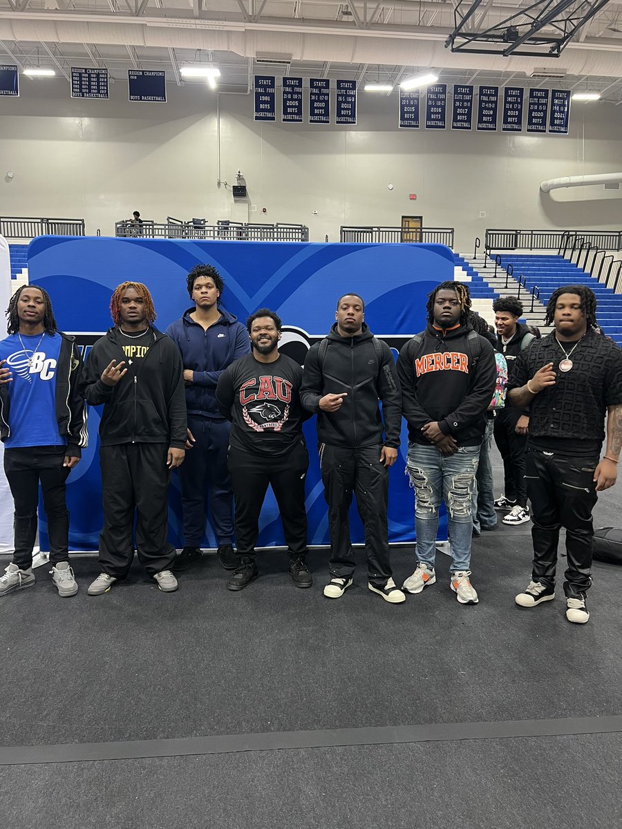 6 DL Signed‼️
S/O to <a href="/Bre_one55/">Coach Brēone Adkins</a> 
Best DL Coach In Ga🔥
#NEWTONBOYZ