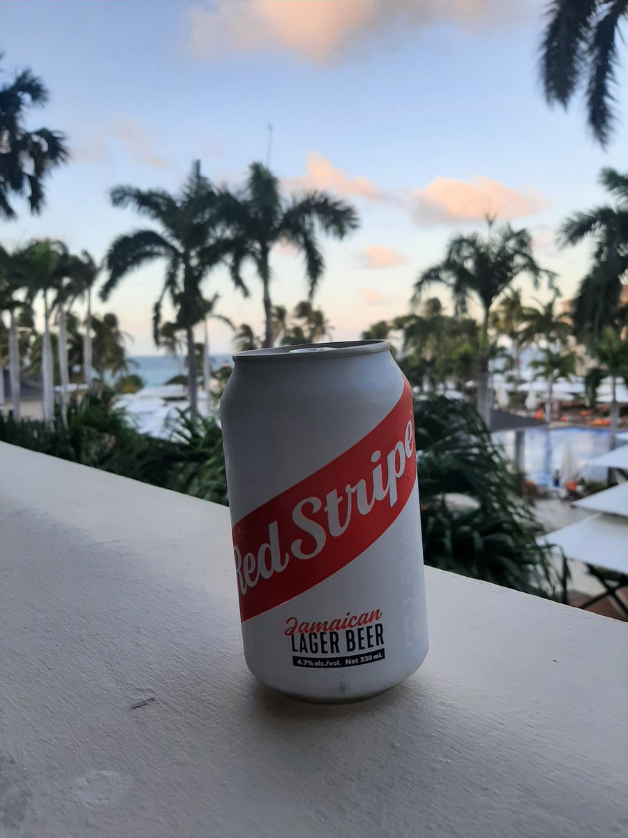 Jeebermonkey's tweet image. 'Hello darkness my old friend' #Jamaica 😃