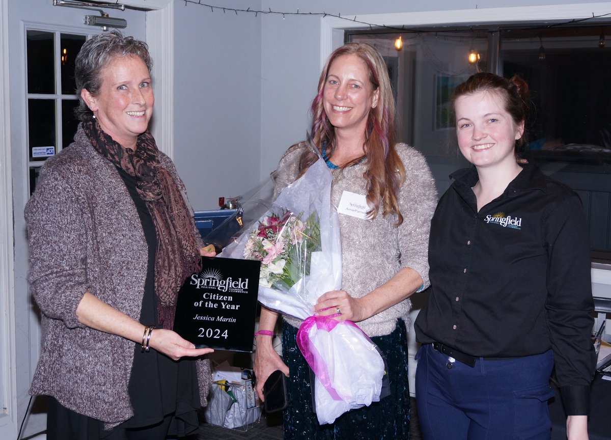 BRICvt's tweet image. What an honor! We&apos;re the delighted recipients of Springfield&apos;s Organization of the Year award! 🥰 Congrats to fellow awardees &amp;amp; thanks to the Chamber for these special recognitions!
It&apos;s our pleasure being part of such an amazing #community!

#togetherness #springfieldvt #bricvt