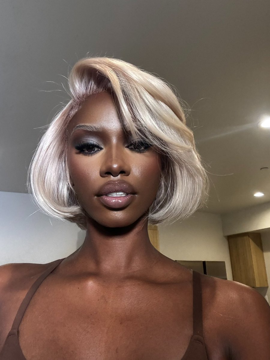 ShaVonneBoggs's tweet image. !!!!