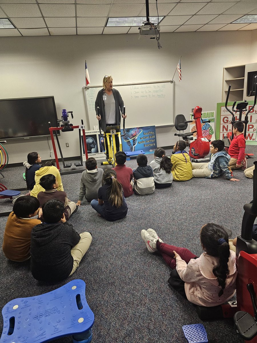 @ms.sandtotheoval tweet media