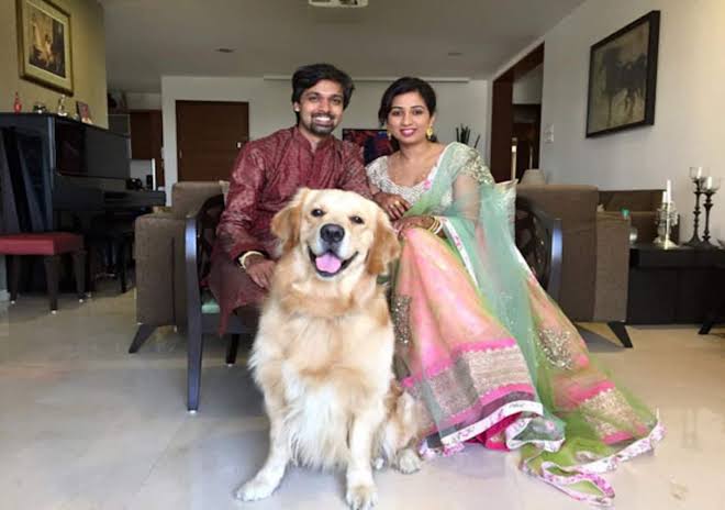 subhasmily's tweet photo. @shreyaghoshal hi di do you remember this picture? This is the first picture you shared after few days of ur marriage that too after being given a mini heart attack to us🥹🥹 you made us all crazy on this day back🥹 still remember how we celebrated ur marriage here on Twitter🥹 https://t.co/WnB7Pm2Ow5