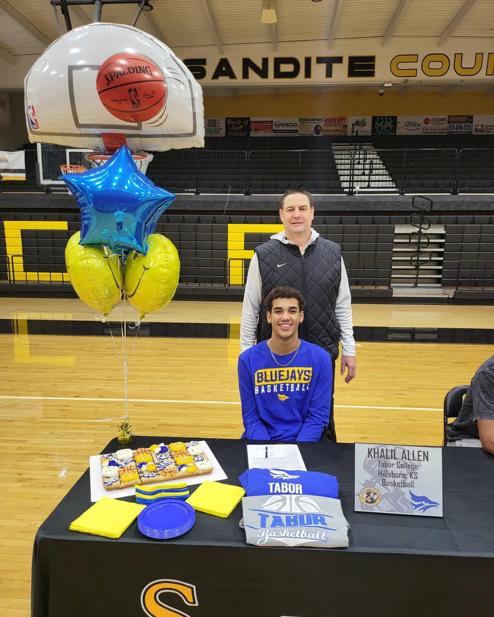 Sandite Basketball Assoc. tweet media