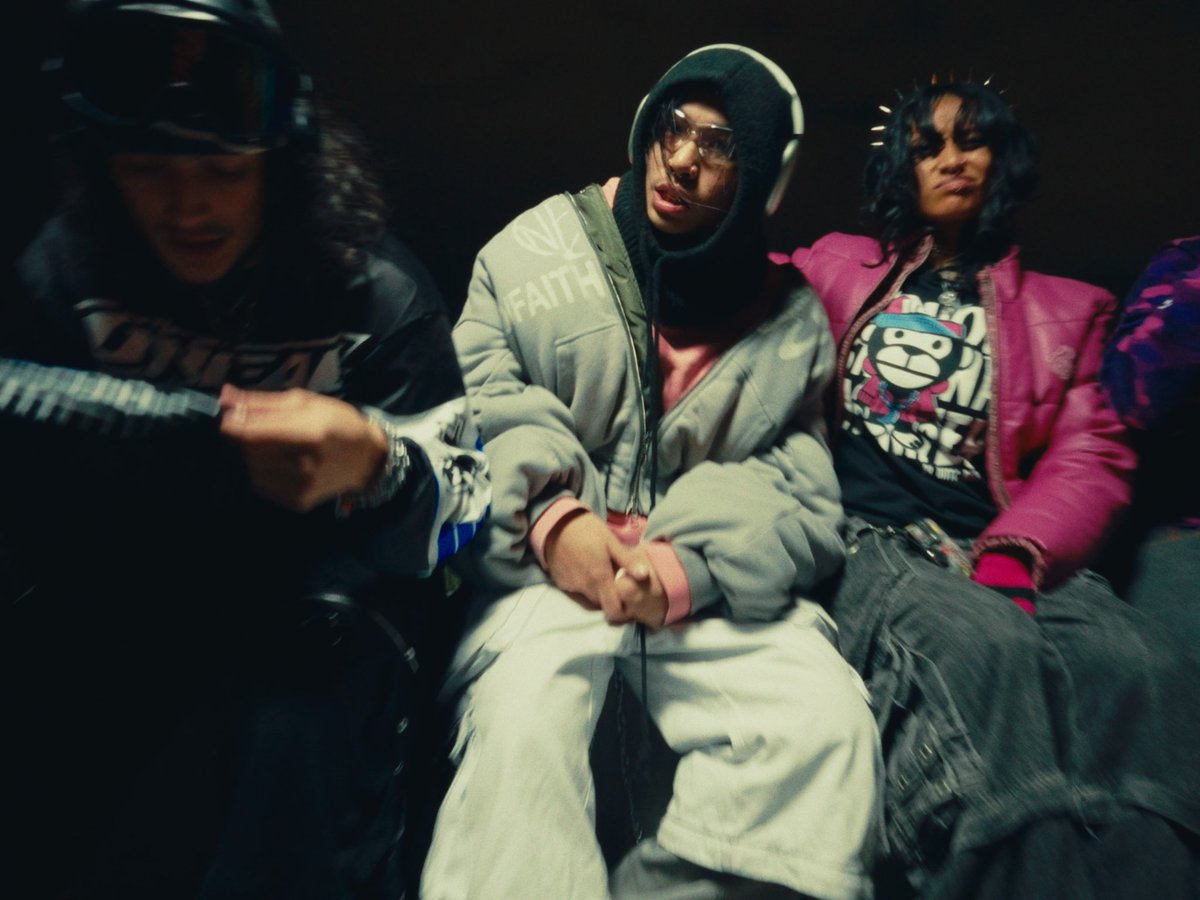 BACK IT UP BACK IT UP BACK IT UP