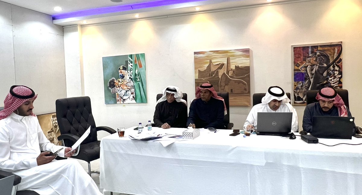 GSFT_SA's tweet image. في إطار تعزيز دور الجمعية الريادي في دعم وتطوير الفنون التشكيلية في المملكة، انعقدت الجمعية العمومية العادية وغير العادية لأعضاء الجمعية السعودية للفنون التشكيلية #جسفت في مختلف مناطق المملكة، وذلك بحضور رئيس المجلس د.هناء الشبلي وأعضاء المجلس، ومدراء الفروع، والأعضاء الحاضرين.…