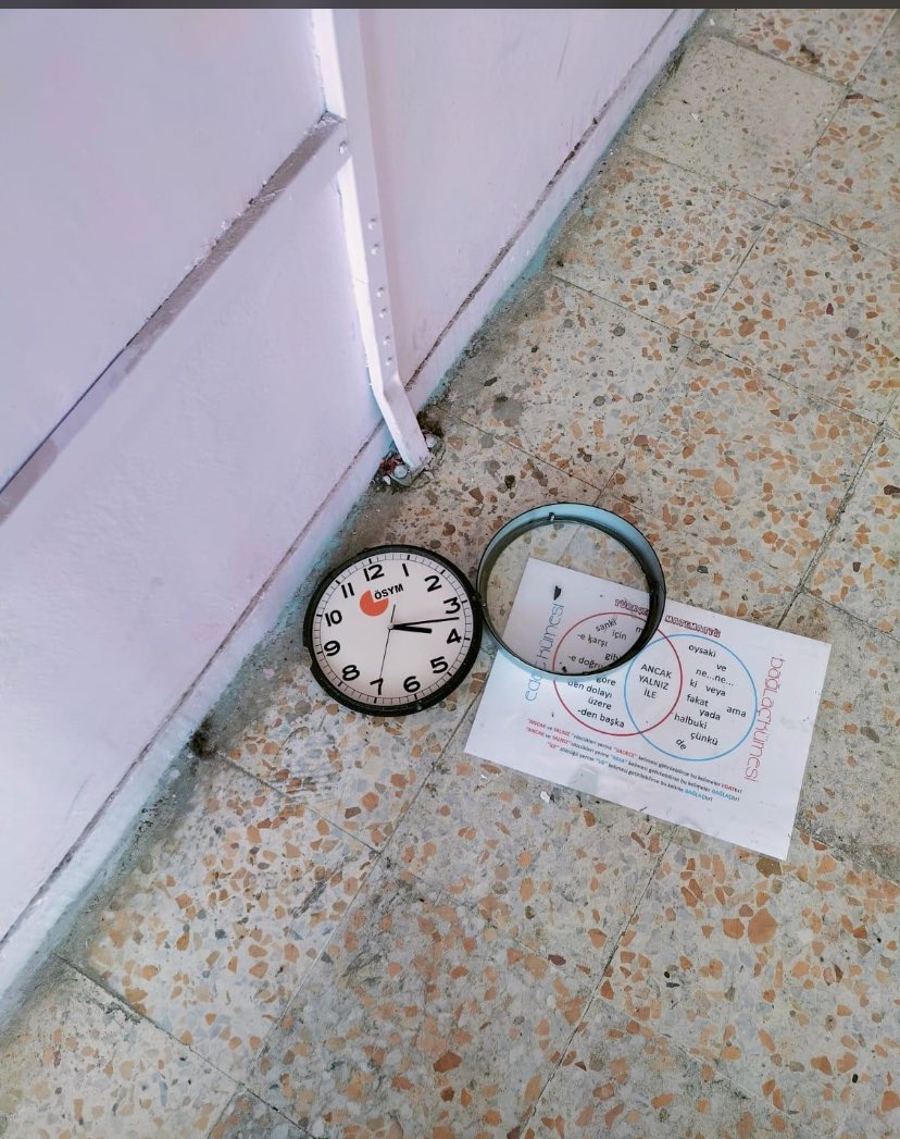 Birecik Anadolu İmam Hatip Lisesi (@birecikimam) on Twitter photo 6 Şubat 2023’te okulumuzda deprem sırasında düşen bir saat.Rabbim bu acıyı bir daha yaşatmasın, Devletimize bu yükün altından en kısa sürede kalkacak güç ve imkan ihsan eylesin. En kısa zamanda yıkılan okulumuza kavuşmayı Rabbim bize nasip etsin. <a href="/meb_dinogretimi/">MEB Din Öğretimi Genel Müdürlüğü</a>
<a href="/Yusuf__Tekin/">Yusuf Tekin</a> 6 Şubat 2023’te okulumuzda deprem sırasında düşen bir saat.Rabbim bu acıyı bir daha yaşatmasın, Devletimize bu yükün altından en kısa sürede kalkacak güç ve imkan ihsan eylesin. En kısa zamanda yıkılan okulumuza kavuşmayı Rabbim bize nasip etsin. <a href="/meb_dinogretimi/">MEB Din Öğretimi Genel Müdürlüğü</a>
<a href="/Yusuf__Tekin/">Yusuf Tekin</a>