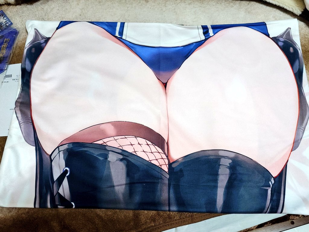 2384vt's tweet photo. みさちゃんのグッズ届いた！

安心聖域どっちもセット（教祖の特別お名刺ビジュアルカードつき！）

これは…江戸ですね😌🫶🏻
ん〜〜安心！安心！
#安心院みさ https://t.co/9rHjzAICKO