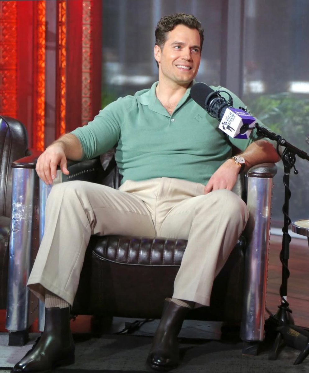 Henry was a guest on the <a href="/richeisenshow/">Rich Eisen Show</a> as he promotes @ungentlemanlywarfare that’s out on Friday. Link to the interview in our stories! 📸: <a href="/richeisenshow/">Rich Eisen Show</a> #ungentlemanlywarfare #henrycavill