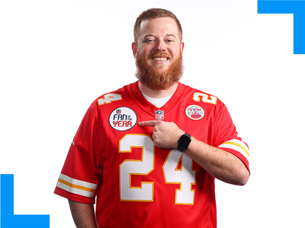 Stephen Hall (@stephenhall_pr) on Twitter photo Join me in voting for my <a href="/officialsps/">Springfield Public Schools</a> colleague & friend, Dr. Tom Masterson, for NFL Fan of the Year! bit.ly/4jI1EDr #NFLFanoftheYear <a href="/Chiefs/">Kansas City Chiefs</a> 🏈 Join me in voting for my <a href="/officialsps/">Springfield Public Schools</a> colleague & friend, Dr. Tom Masterson, for NFL Fan of the Year! bit.ly/4jI1EDr #NFLFanoftheYear <a href="/Chiefs/">Kansas City Chiefs</a> 🏈