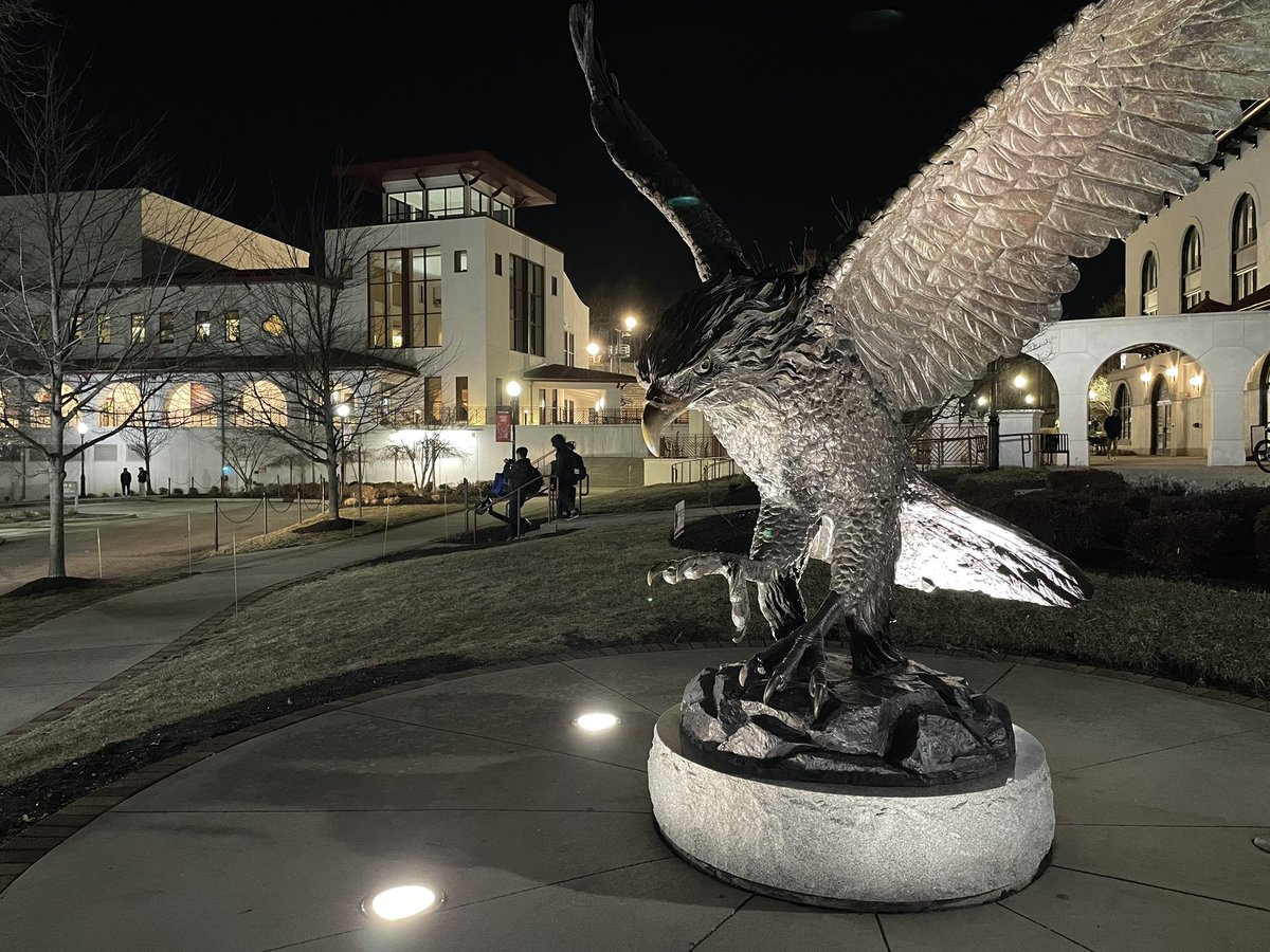 montclairstateu's tweet image. Shining bright for the world to see 🌙
#MontclairViews
