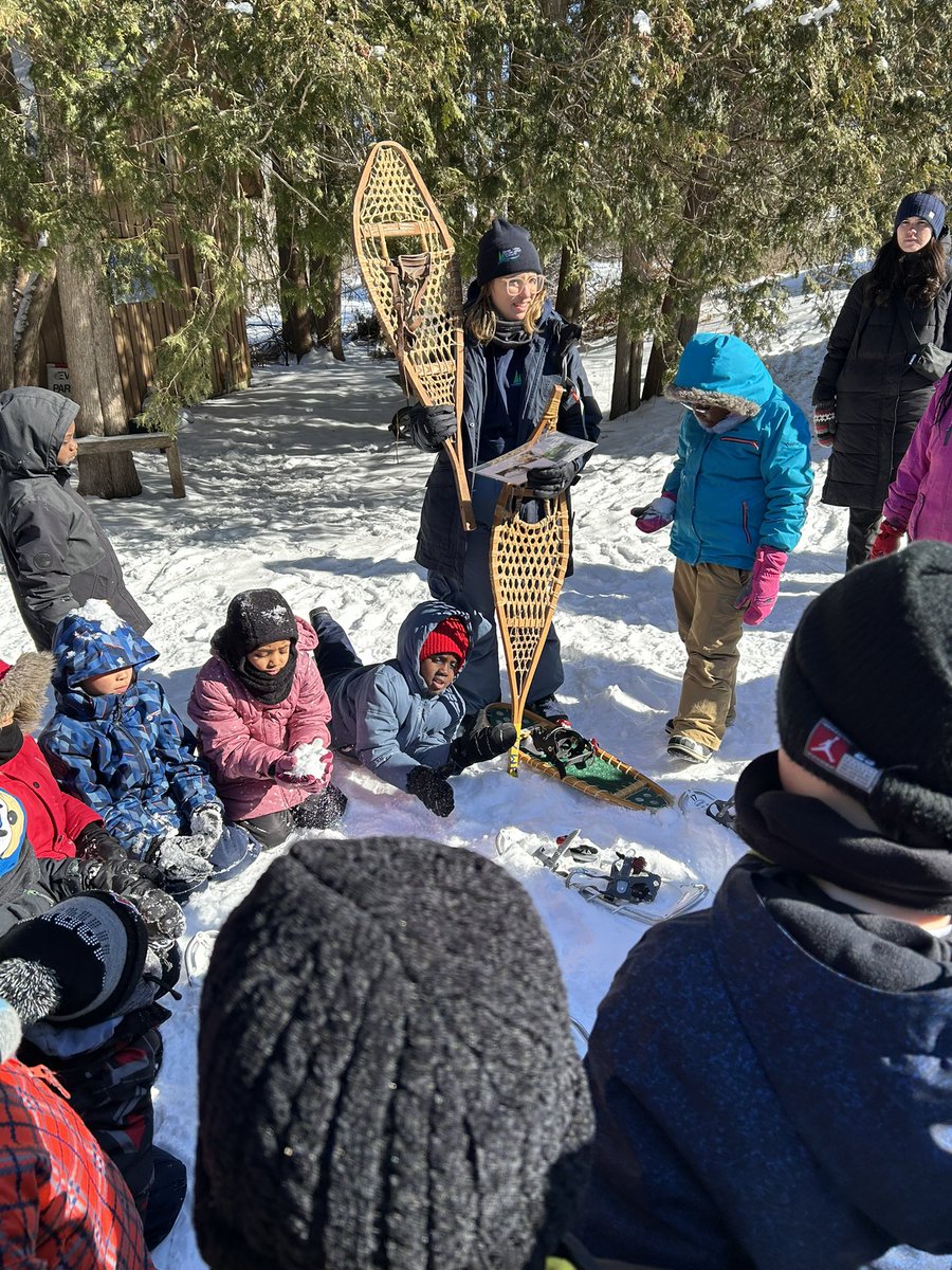 MsSTeacher1's tweet image. An awesome day at Baxter Conservation Area exploring different animal habitats, tracks, and habits. We braved the cold and even got to do some snowshoeing! ❄️☀️@SELCook12 @StElizabethOCSB