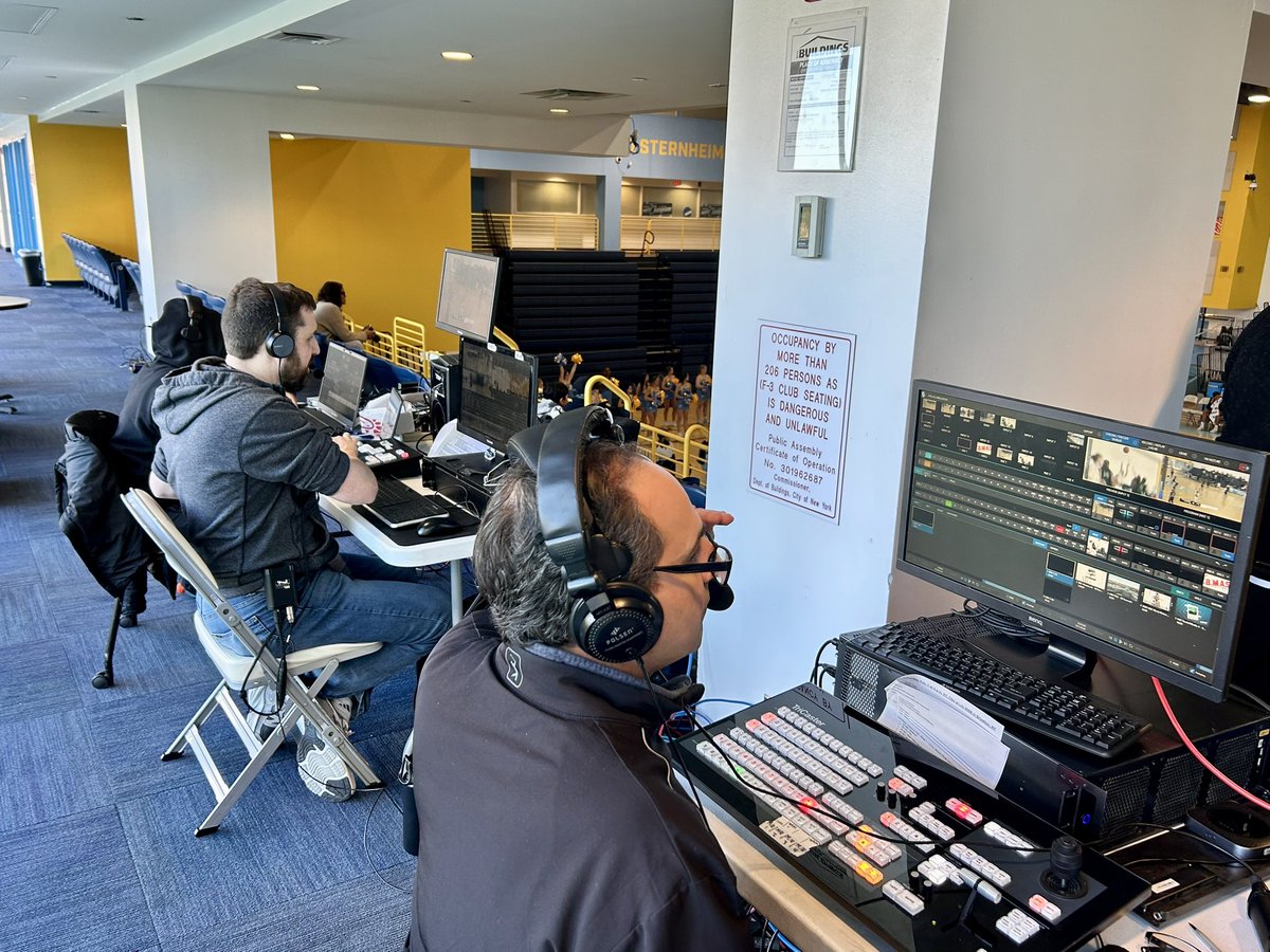 LinacreMedia's tweet photo. Great college hoops Saturday in Brooklyn‼️🌆

We are so pleased to partner with @NECsports to deliver #NECHoops men’s and women’s 🏀 to YES, NESN, SportsNet Pittsburgh, ESPN+ and #NECFrontRow all season long. 

#CollegeBasketball #LinacreMediaOnTV 🎥📺🎛🎙🏀🇺🇸 https://t.co/0MgeWWSBDi