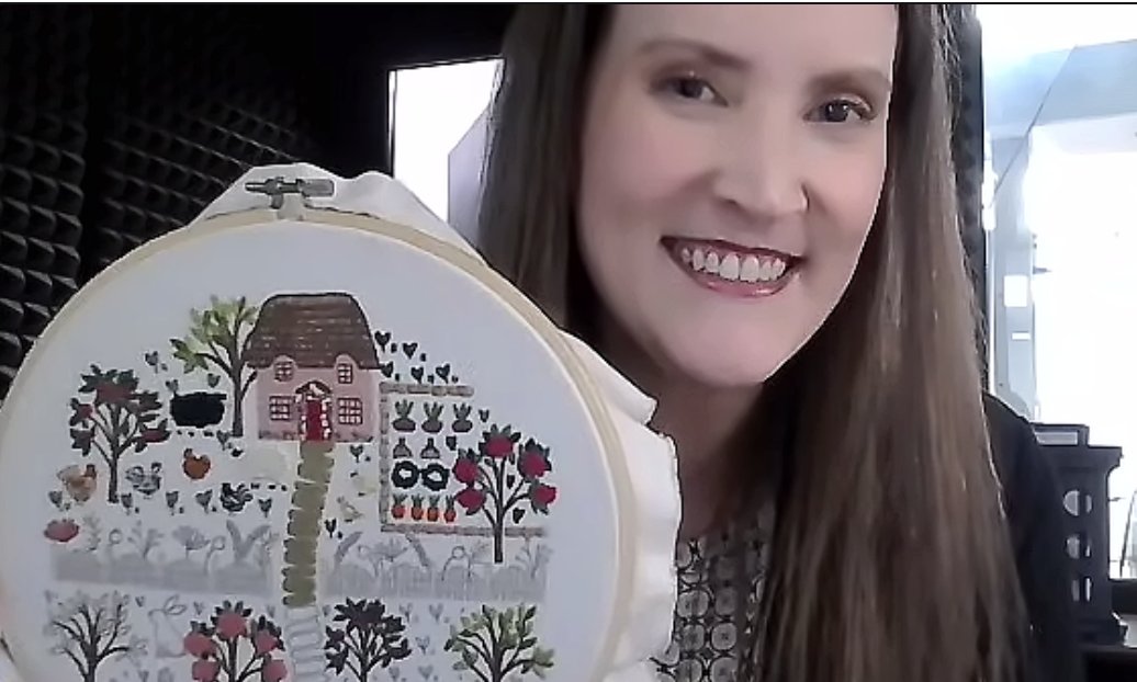 ❤️🖤 Brenda Henriksen invests some of her small free time to embroider, a great companion activity while finalizing her Dissertation Proposal. Brenda is a nursing faculty and a member of Cohort 6, who will be graduating on May 2025. Go Dragon! 🔥🐉🔥