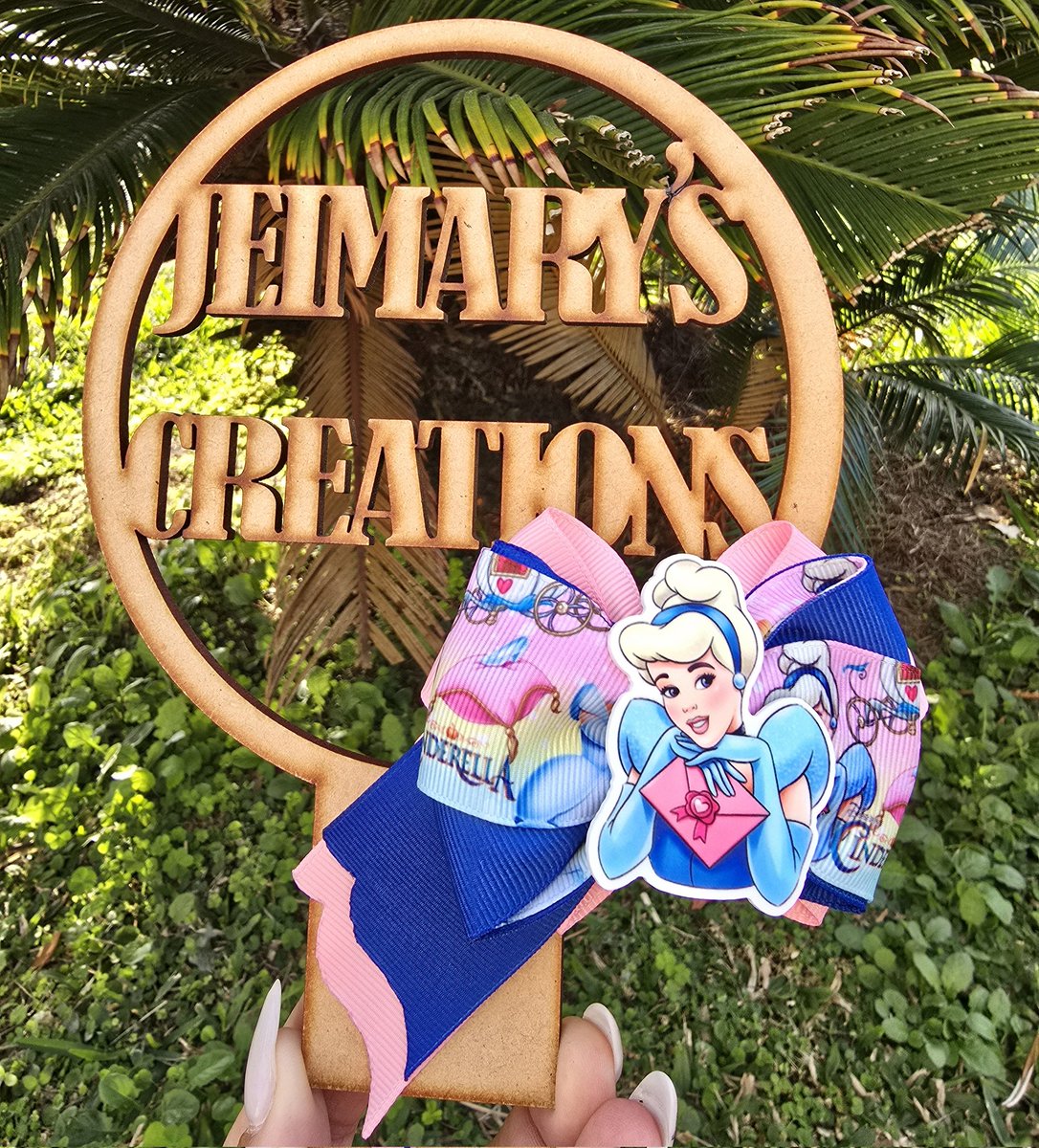 Jeimarycreation's tweet photo. Available 

#jeimaryscreations #hairaccessories #available #readytoship #moño #cheerbow #moñosparaniñas #Disponible #diy https://t.co/nAxnoolEtD