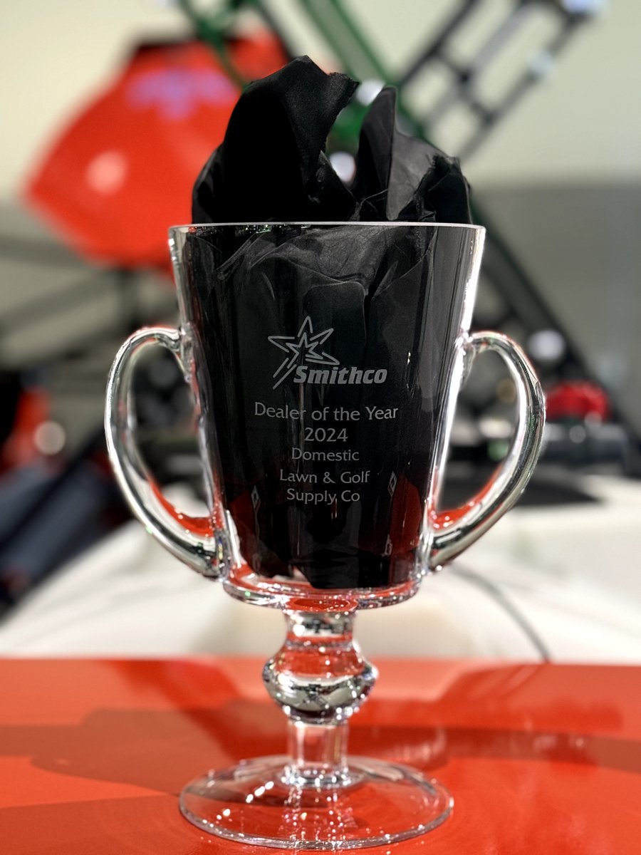 SmithcoInc's tweet image. We&apos;re here and having fun at the GCSAA Conference and Trade Show! ⛳️ 𝗖𝗼𝗻𝗴𝗿𝗮𝘁𝘂𝗹𝗮𝘁𝗶𝗼𝗻𝘀 𝘁𝗼 𝘁𝗵𝗲𝘀𝗲 𝗳𝗼𝗹𝗸𝘀 𝗯𝗲𝗹𝗼𝘄 𝗳𝗼𝗿 𝗺𝗮𝗸𝗶𝗻𝗴 2024 𝗮 𝗹𝗶𝘁𝘁𝗹𝗲 𝗲𝘅𝘁𝗿𝗮 𝘀𝗽𝗲𝗰𝗶𝗮𝗹:

⭐️ Domestic Smithco Dealer of the Year - Lawn &amp;amp; Golf Supply Co. Inc
⭐️...