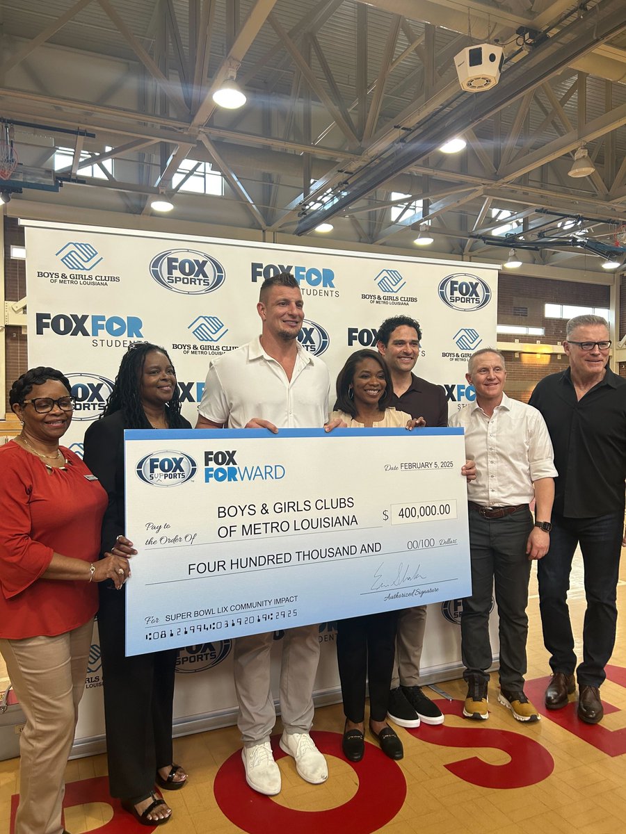 FOX Sports: NFL (@nflonfox) on Twitter photo Great futures and football! That’s what <a href="/FOXSports/">FOX Sports</a> does 🏈🎓
Proud to partner with <a href="/BGCA_Clubs/">Boys & Girls Clubs of America</a> and <a href="/BGCMetroLA/">Boys & Girls Clubs of Metro Louisiana</a> in advance of Super Bowl LIX! #FOXSportsSupports Great futures and football! That’s what <a href="/FOXSports/">FOX Sports</a> does 🏈🎓
Proud to partner with <a href="/BGCA_Clubs/">Boys & Girls Clubs of America</a> and <a href="/BGCMetroLA/">Boys & Girls Clubs of Metro Louisiana</a> in advance of Super Bowl LIX! #FOXSportsSupports