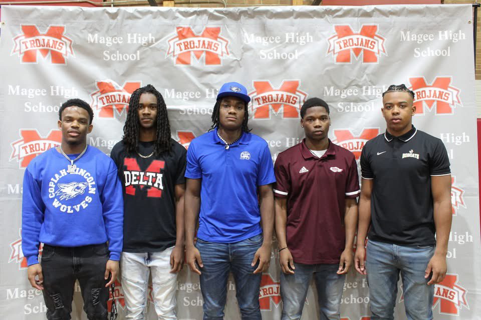 Congratulations Guys. 

Antonio Floyd:  Mississippi Delta Community College
Delarrius Hayes:  Jones College
Christian Hubbard: Hinds Community College
Kendal Middleton: Copiah-Lincoln Community College
Ken Porter: Copiah-Lincoln Community College

#NSD25 #NSD2025