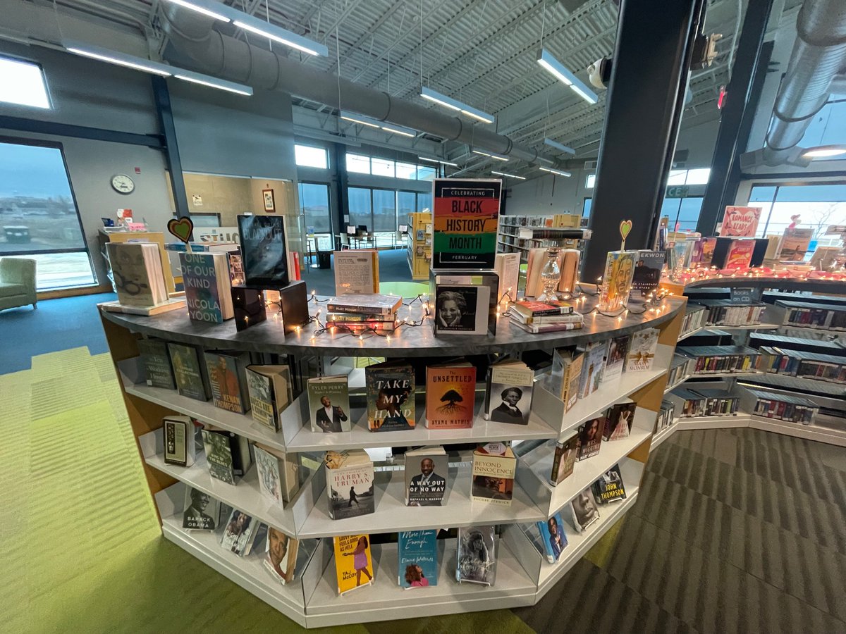 SomersetCounty1's tweet image. Our branches are all decked out for February celebrations! Stop by &amp;amp; take a look at our many book displays and check out a book or two❤️ #librarydisplays #BlackHistoryMonth #Romance