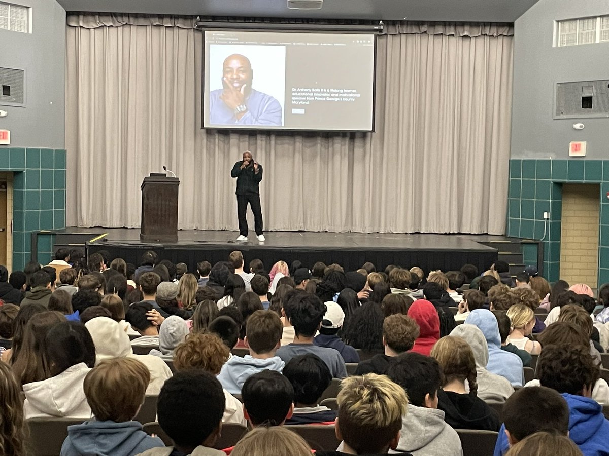 Lucky us - motivational speaker, college professor and author, the amazing Dr Anthony Batts, wowed our 8th grade! #apsisawesome #belongandbecome