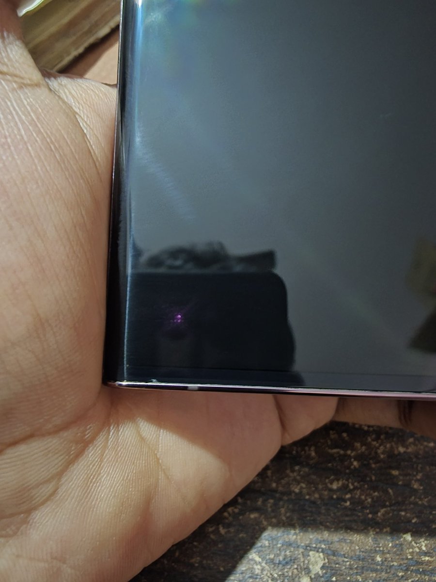 DC_ExtUniverse's tweet photo. @geekyranjit @AmreliaRuhez @TechnicalGuruji @GyanTherapy (10) My phone condition https://t.co/8I6qRMZNxp