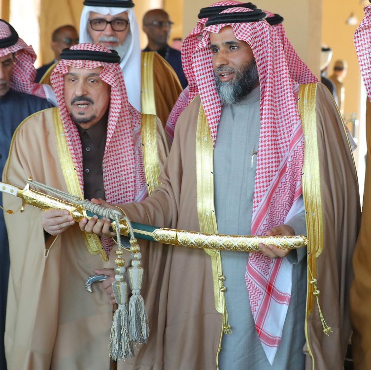 ابارك لـ صاحب الإنجازات 
عايض بن رفعان ال عاطف القحطاني 
لـ حصولة على سيف السعوديه 
وتستاهل يبو رفعان 
ومجملنا دايم عسى عمرك طويل 🇸🇦
<a href="/Ayad_refaan/">عايض بن رفعان</a>