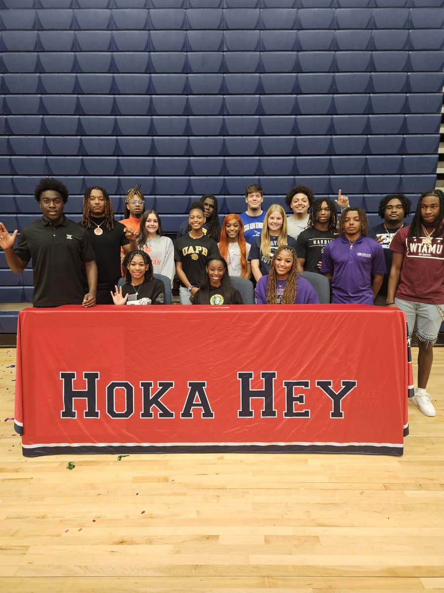 Manvel High School tweet media