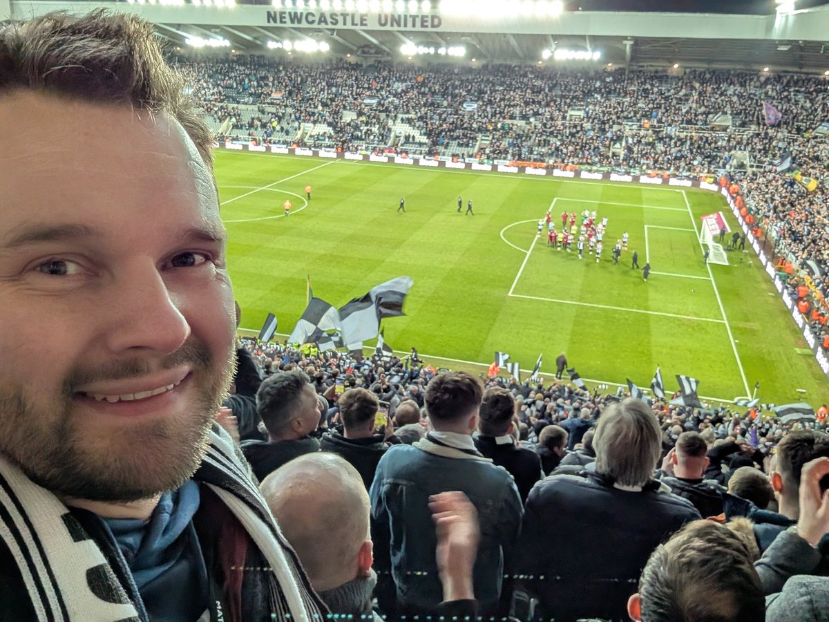 Probably the perfect Wednesday night #nufc #weregoingtowembley