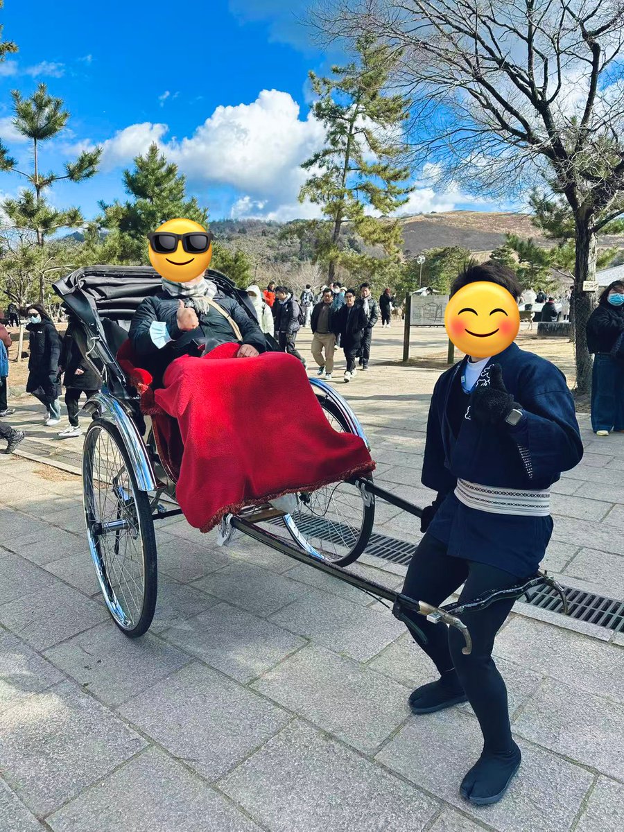 moshezhang's tweet photo. 10年振りの人力車、看板の爽やかなイケメンお兄さんは永遠に変わらない😆 https://t.co/NQlRpTXWOw