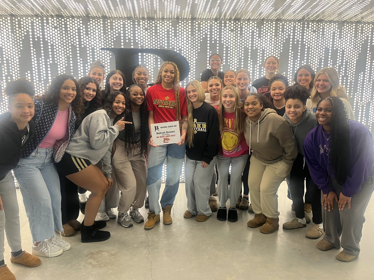 Our girl, ReKiah Bowen, fulfilled one of her dreams today by signing her NLI with New Mexico Junior College. We are so proud of you Kiah!! #RISE 🐅