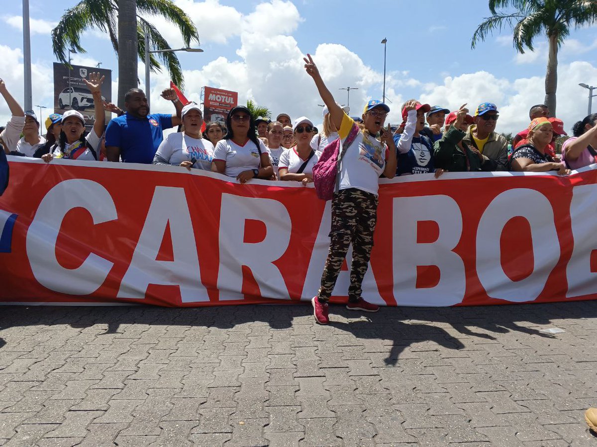 <a href="/4F_Mamba/">Mamba Negra</a> <a href="/ConElMazoDando/">Con el Mazo Dando</a> <a href="/dcabellor/">Diosdado Cabello R</a> #ComandoHugoChavez #ComandoHugoChavez4F #TransformacionesDemocratica2025  un pueblo que nunca se rinde y quiere gobernar por ahora y para siempre #macvenezuela <a href="/961fmSDA/">96.1FM San Diego de Alcalá Tu mejor Elección!</a> <a href="/4F_Mamba/">Mamba Negra</a> <a href="/MacCarabobo/">MAC carabobo</a> <a href="/Somos_Chavez2_0/">Somos Chávez 2.0</a> <a href="/rafaellacava10/">Rafael Lacava</a> <a href="/NicolasMaduro/">Nicolás Maduro</a> aquí estamos el pueblo en las redes