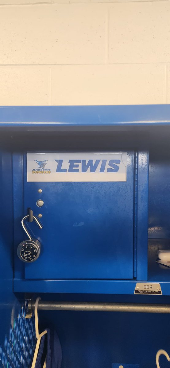 Jlewis7ny's tweet photo. Appreciate @CoachOwenAlbers and the entire @ALFREDSTATEFB coaching staff, for getting me up for an official visit and offering me a official roster spot. #AGTG #Blessed #Recruit #4 https://t.co/adhyyKOrBh