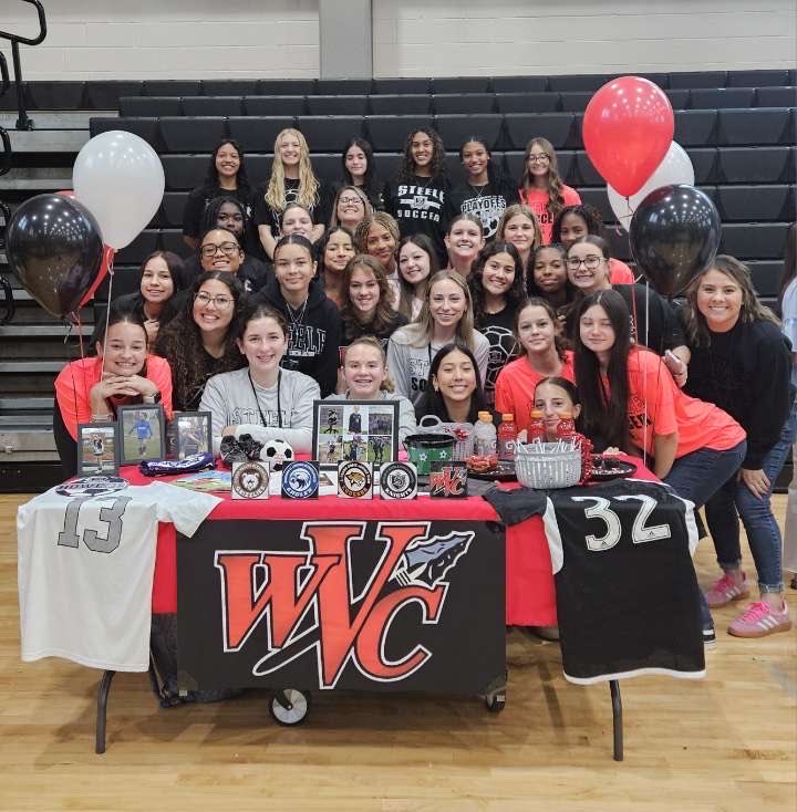 Senior #2
Mia Howe <a href="/MiaHowe_Soccer/">Mia Howe</a> 
Steele H.S. <a href="/LadySKsoccer/">Steele Lady Knights Soccer</a> 
Attending: Wabash Valley College <a href="/WVCWsoccer/">Wabash Valley College Women’s Soccer</a> 
<a href="/PrideGutsGlory/">Lions Futball Club</a> <a href="/6a_28/">SA High School & Club Soccer</a> <a href="/SATXSoccer/">S.A. Soccer ⚽🎥🎙️</a>