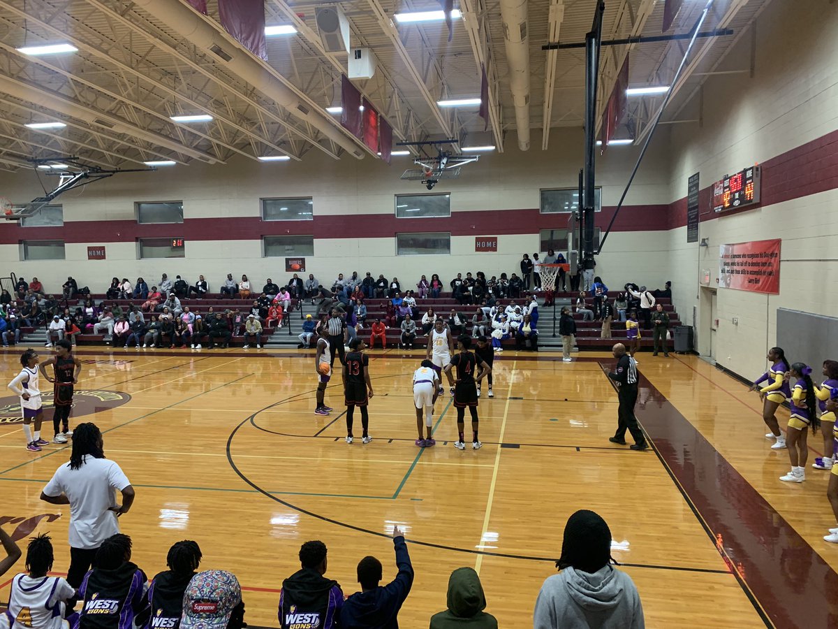 AthleticsFCPS's tweet photo. That’s game folks 50-46
Big West moves on to Sectional Championship
One more to go to punch their ticket
#WestRaisingtheBar
#Workingfor 🏆 🏆 🏆 https://t.co/rj8yd4ePeL