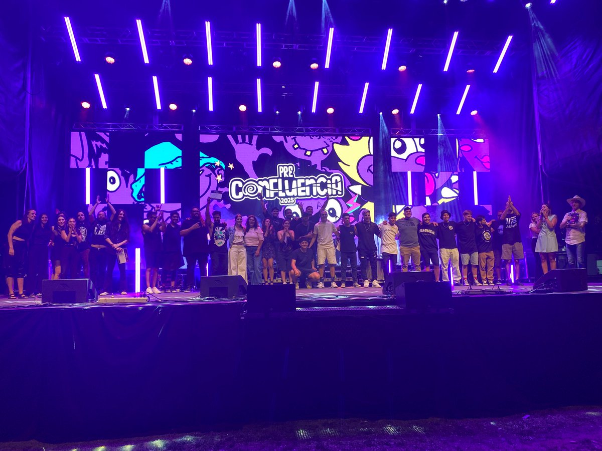 clauargumero's tweet photo. Finalizó una nueva edición del Preconfluencia 👏🏽
Artistas regionales tendrán la posibilidad de tocar en el escenario mayor de la #FNDLC. Nuevamente, la gestión del Int. @MarianoGaidoOk promueve la cultura local en el festival más convocante ¡Felicitaciones a quienes participaron! https://t.co/xA5uuc04Wo