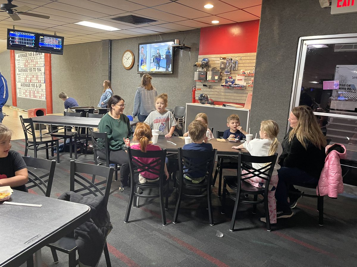 cv_ecc's tweet photo. The kindergarten classes loved their field trip to Olympic Lanes today! A huge shoutout to Olympic Lanes! https://t.co/xUoYqIxAsz