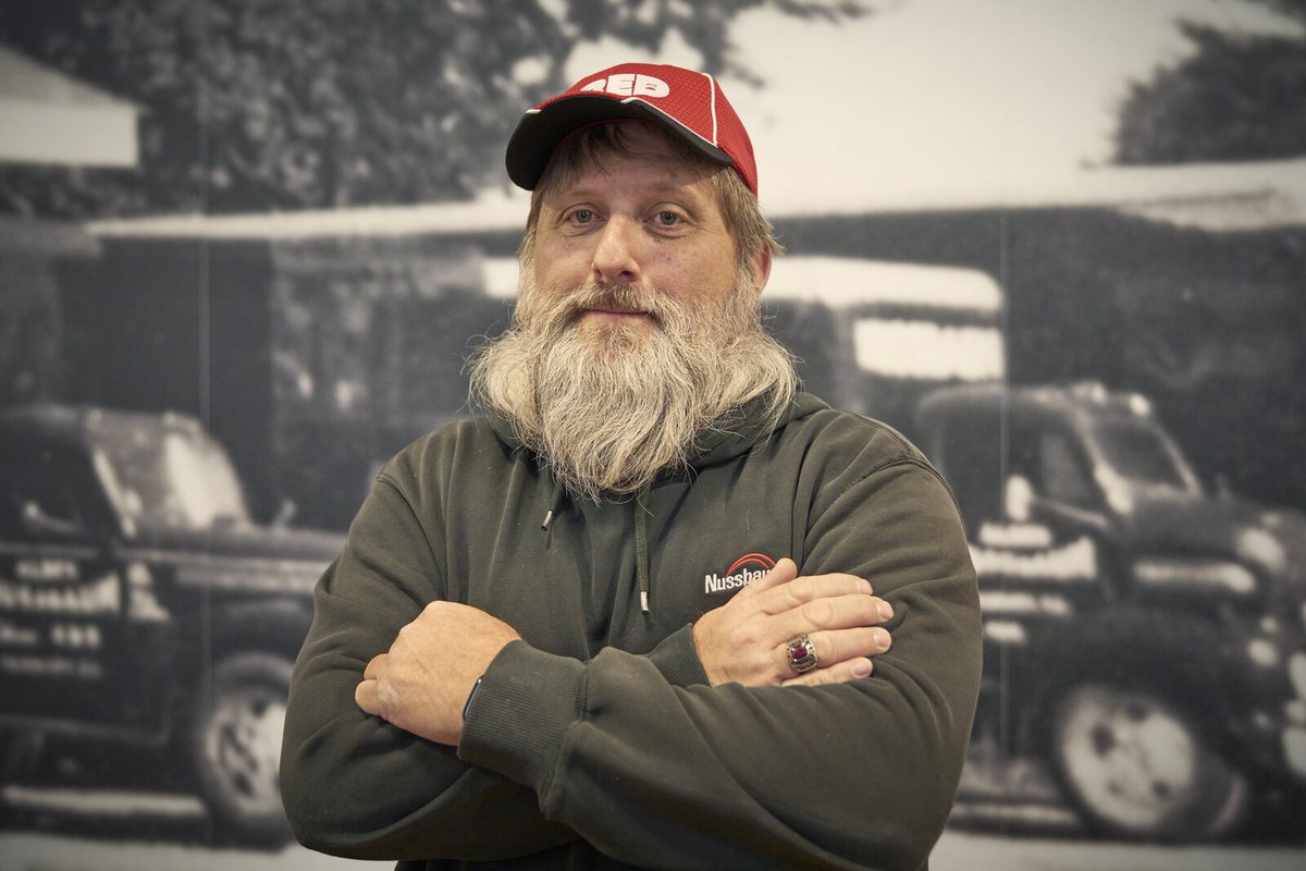 NussbaumTrans's tweet photo. Presenting our newest #CertifiedRED driver, Bruce Magnusson! 👏👏 Congratulations on this career milestone!
#People #Progress #PurposeDriven https://t.co/6rsVUHrUC6