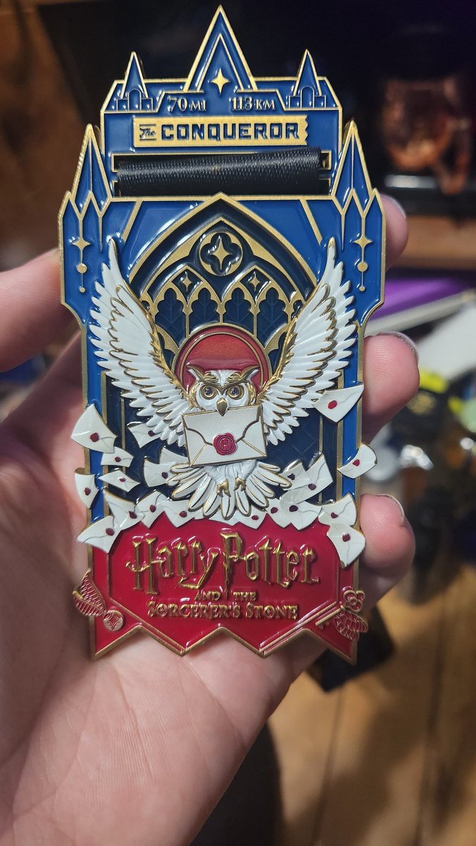 TheChibiSaturn's tweet photo. Doing this walking challenge thing where you win medals. Saw they had a Harry Potter themed one, so I was like eh why not. Got 2 years to finish 7 challenges, one for each Harry Potter year. Finished the first challenge last month and got the medal today, their real metal https://t.co/szDpQ5RPHc