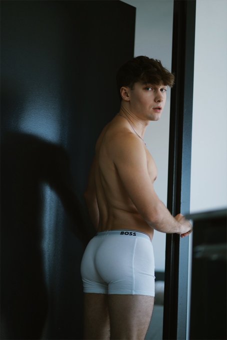 are you coming in? https://t.co/bR0eGGmKyI