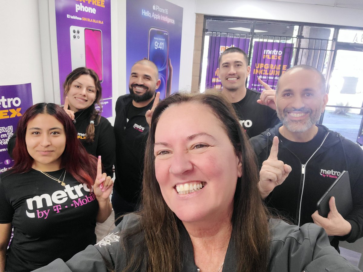 diane legaspi (@dianelegaspi) on Twitter photo Supporting those who serve customers is one of my passions! Great visits with my rdms and AR principle! #alignmentandcommitments #droppingknowledge #metrolove #fieldteams <a href="/JonFreier/">Jon Freier</a> <a href="/thayesnet/">Terry Hayes</a> <a href="/jameslee/">JamesLee</a> Supporting those who serve customers is one of my passions! Great visits with my rdms and AR principle! #alignmentandcommitments #droppingknowledge #metrolove #fieldteams <a href="/JonFreier/">Jon Freier</a> <a href="/thayesnet/">Terry Hayes</a> <a href="/jameslee/">JamesLee</a>