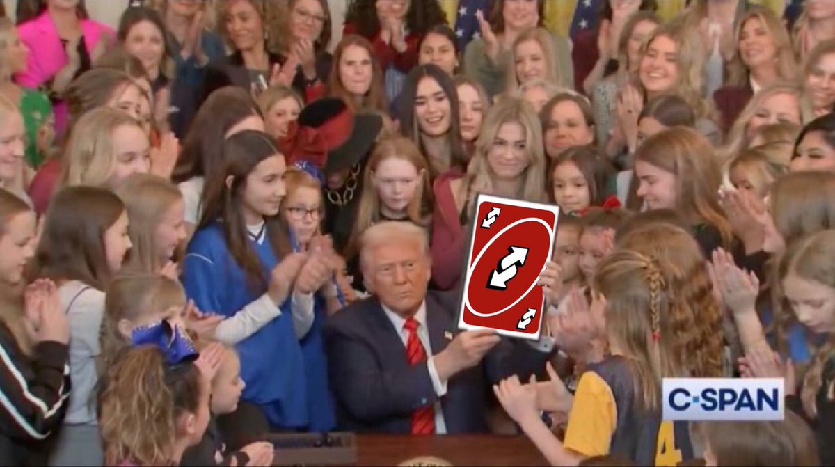 MattsIdeaShop's tweet image. “Trump will take away women’s rights!”

Trump: