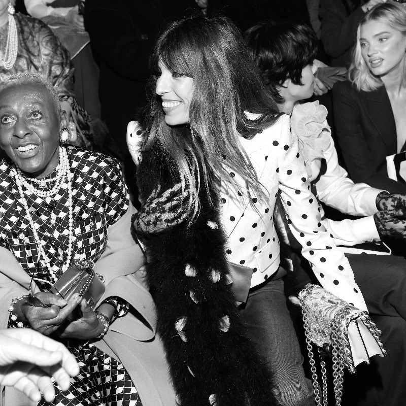 Valentino_Japan's tweet photo. @jeffsatur
#ElsaHosk
#LouDoillon
@charlottelawr
#DevonLeeCarlson
#ArianaPapademetropoulos
アレッサンドロ・ミケーレによる #ValentinoVertigineux フロントロウ
#AlessandroMichele