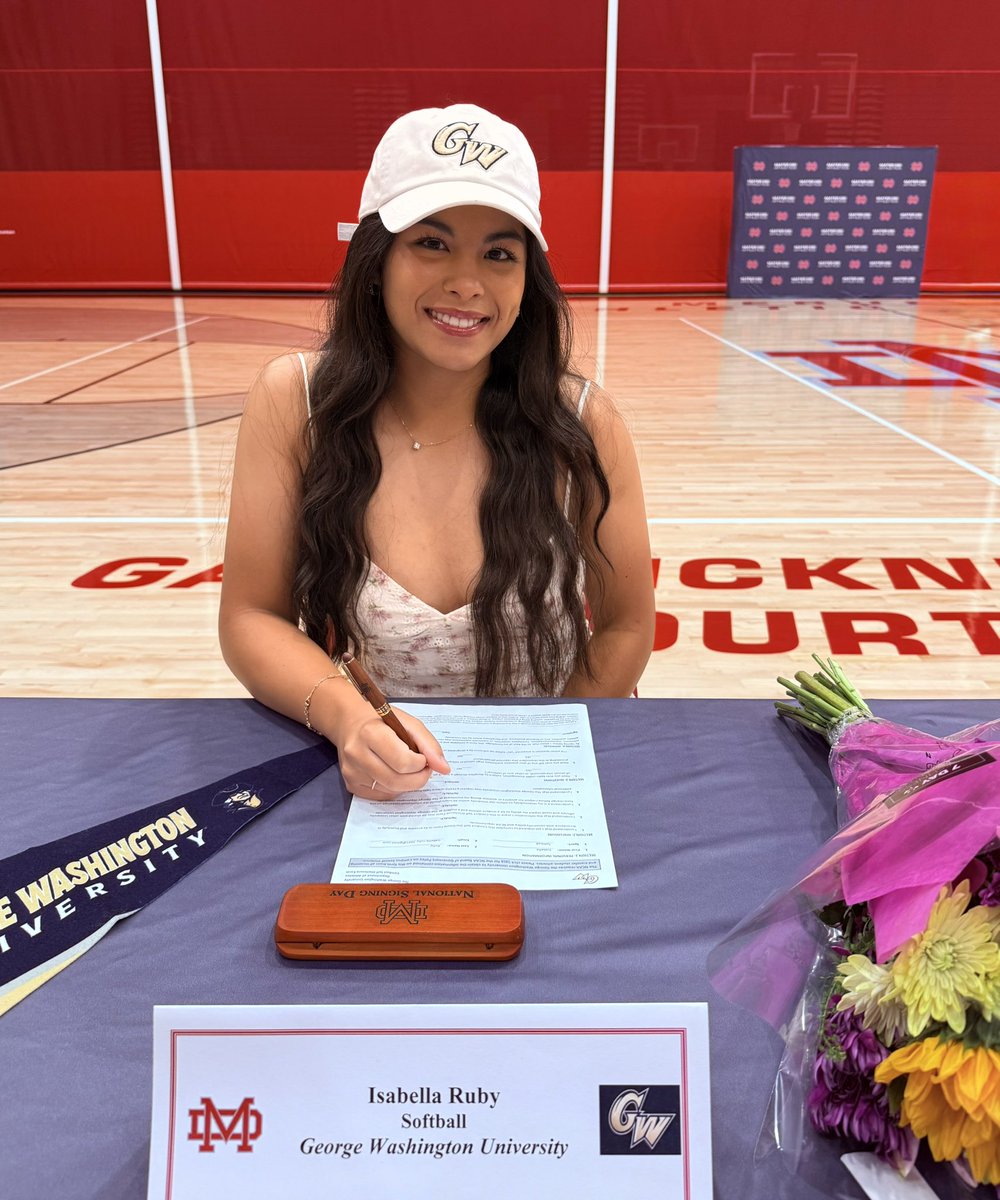 IsabellaRuby25's tweet image. Officially official 🌸🏛️
@GW_Softball @CA_Howard