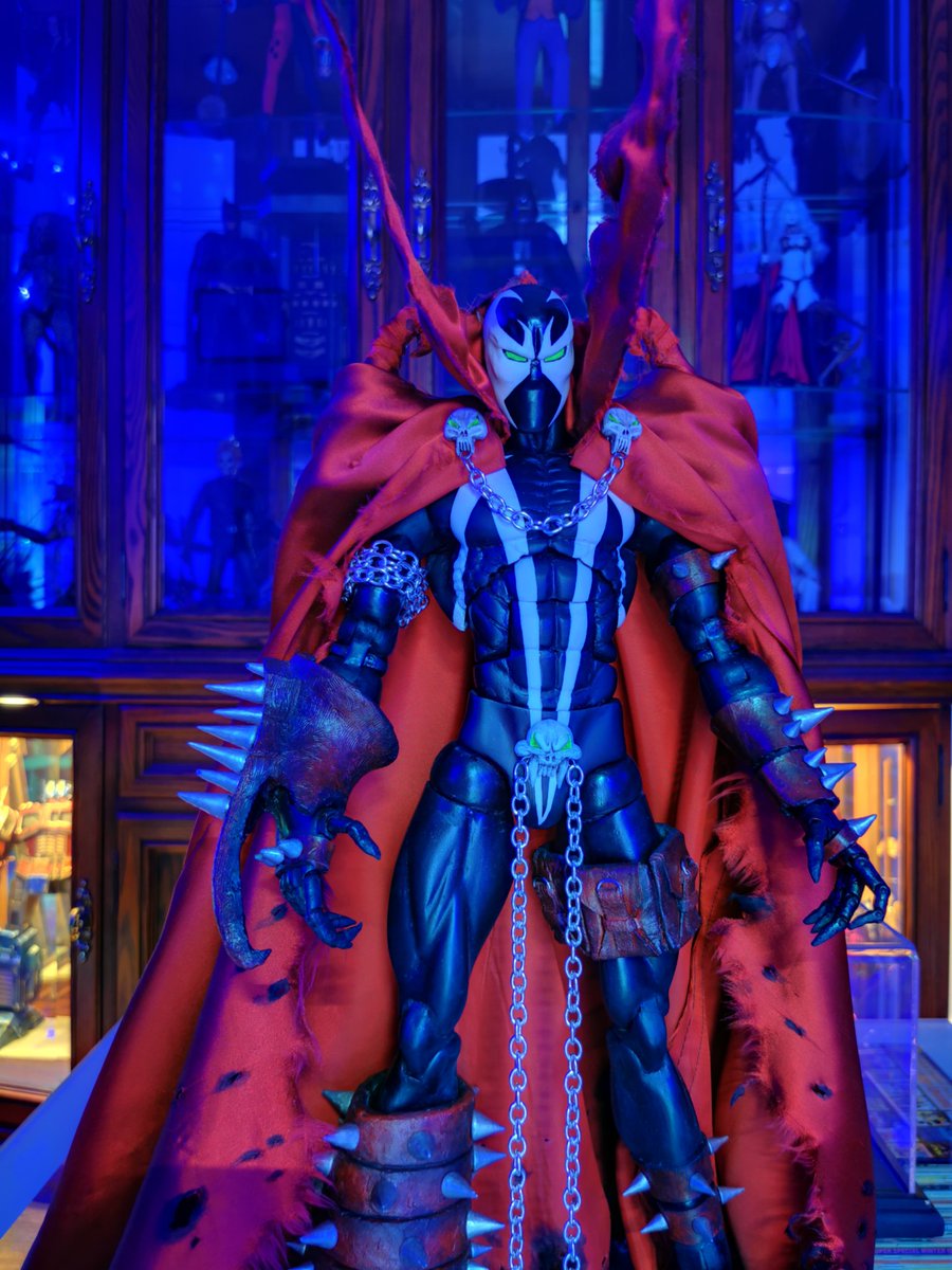 IronsideCollec1's tweet photo. Send me your Toybiz 18" Spiderman 2, I'll make you this. To your specific taste. I'll even post videos on X throughout your  build! First 3 commissions for 500$ USD. @SpawnArchive @SpawnCalls 🤟😎 #Spawn rebooted!! @ShartimusPrime @AnthonysCustoms @toybroreviews @mcfarlanetoys https://t.co/qaaYpOgzhs