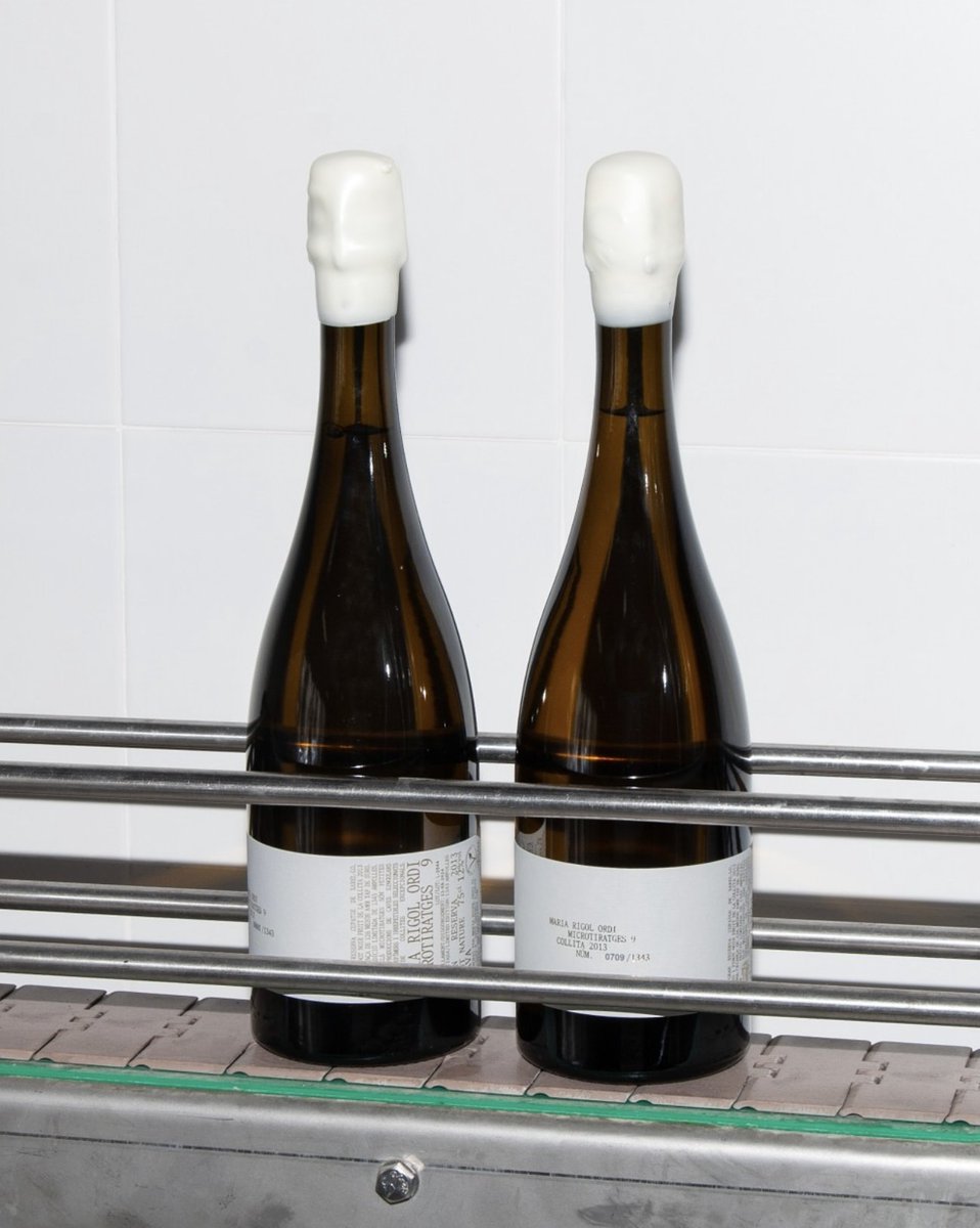 Beautiful wine label design by the talented gang over at @atipus spotted over on #TDKpeepshow! 👊⁠