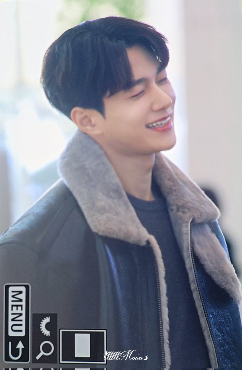 IImoon_kmscat's tweet photo. 250206 ICN 

😸
#L #엘 #김명수 #명수 #MYUNGSOO #ミョンス #Infinite #인피니트 https://t.co/ZFHQoMgbmh