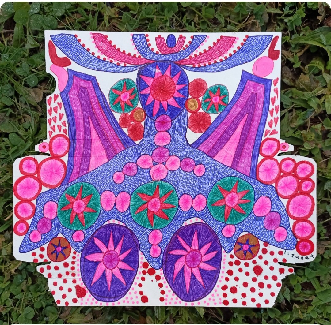 LizanetG's tweet photo. "MERVEILLEUX VÉHICULES" sur carton d'emballage de chocolat #lizanetgilles #artcollector #draw #dessin  #outsiderart #art
#dessins #rawart #artbrut #artcollection #rawartists #artsingulier #rawvision #drawings #drawing  #artsingulier #artistes © G. LIZANET 2025 ALL RIGHTS RESERVED https://t.co/7kdzYhOZJz